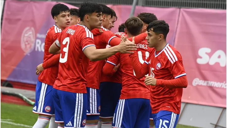 Chile enfrenta a Paraguay por la semifinal de los Juegos Odesur.