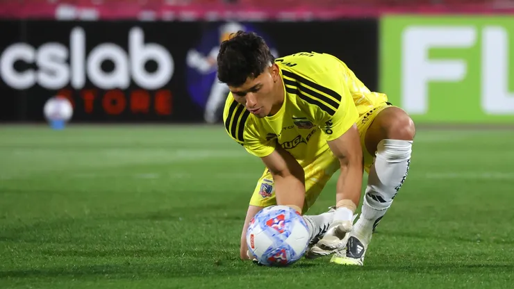 Eduardo Villanueva recibe elogios y una recomendación tras ser titular en Colo Colo