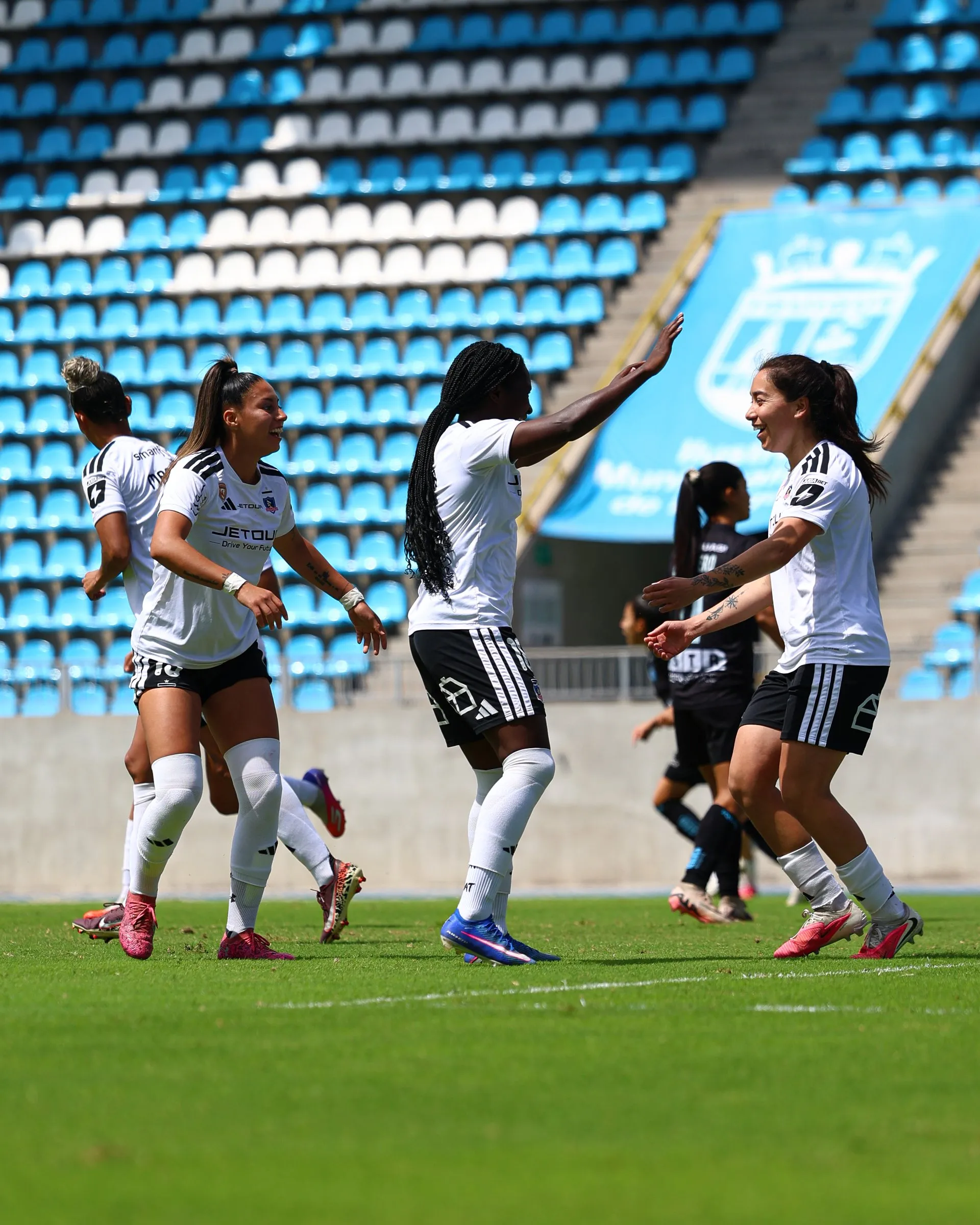 Colo Colo goleó a Iquique en el norte por los cuartos de final. Imagen: Colo Colo Oficial