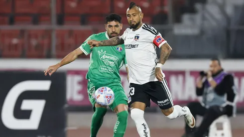 Colo Colo enfrenta a Audax Italiano.