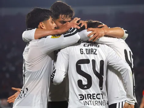 La emotiva fotografía de Gedeón y Cristián Díaz tras el gol de Colo Colo