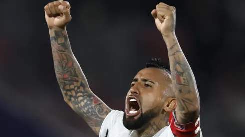 Arturo Vidal destaca la irrupción de los juveniles en Colo Colo