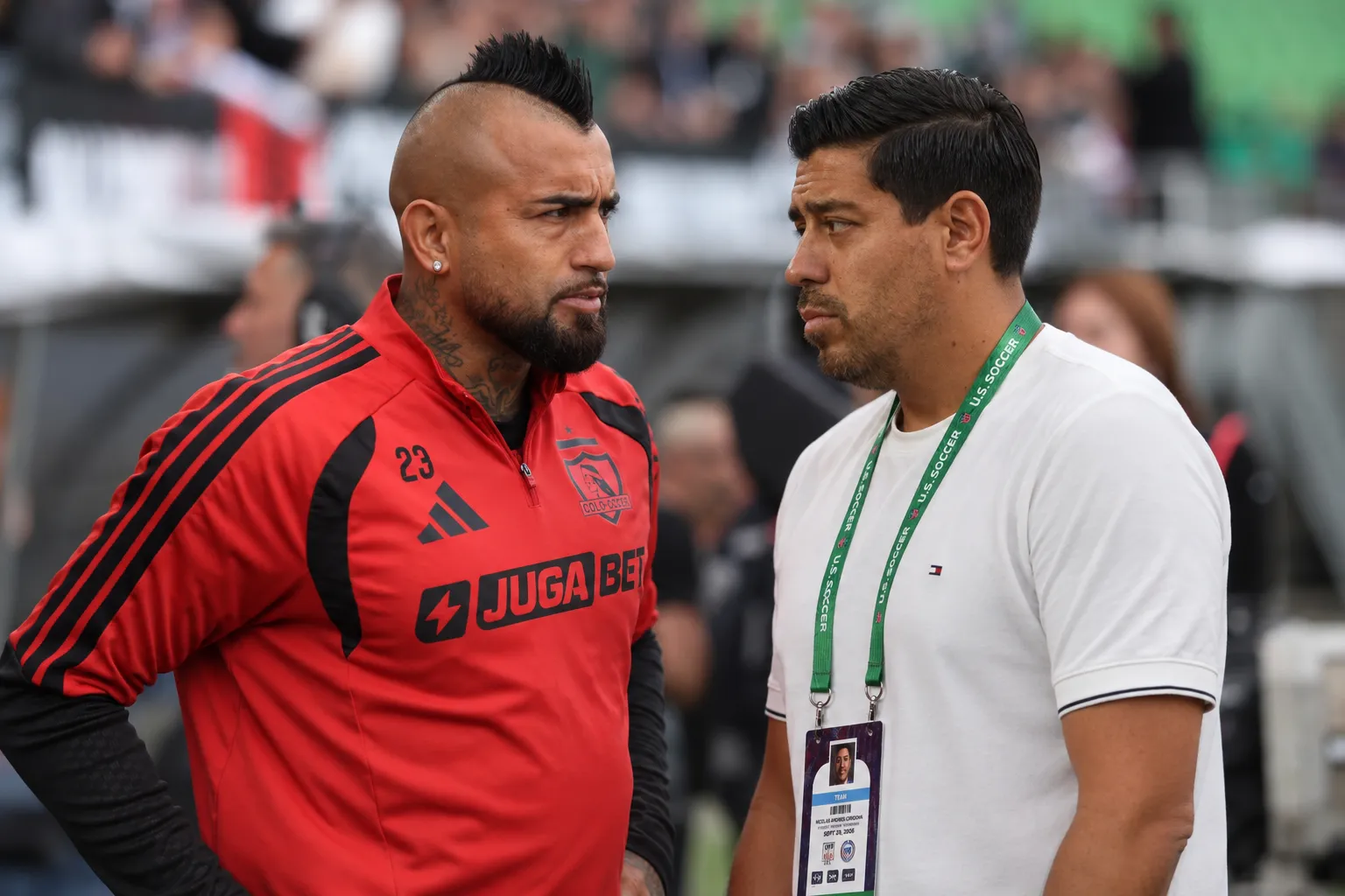 Arturo Vidal no quiere nada con Nicolás Córdova en la Roja.