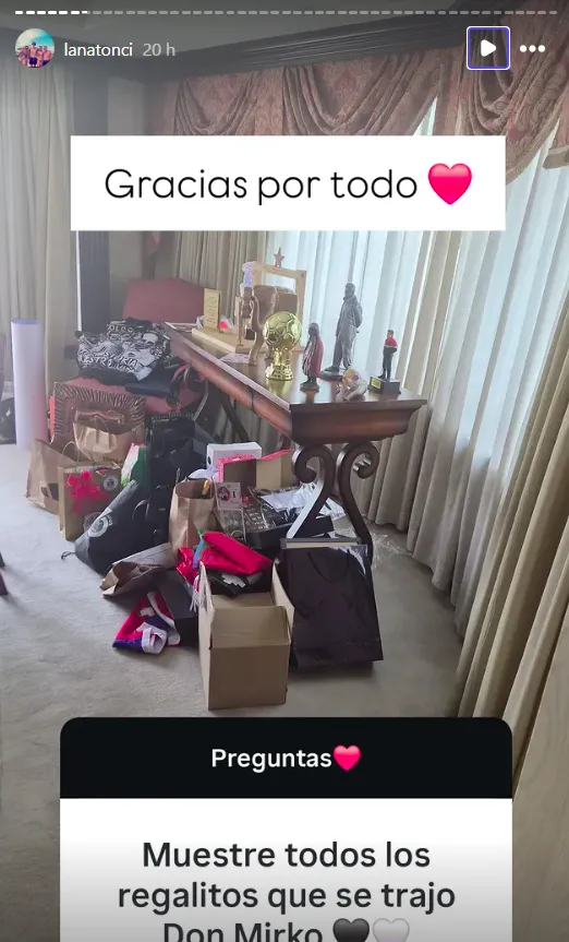 Los regalos que recibió Mirko Jozic en Chile.