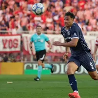 Ex Colo Colo: El complicado presente de Morales en Argentina