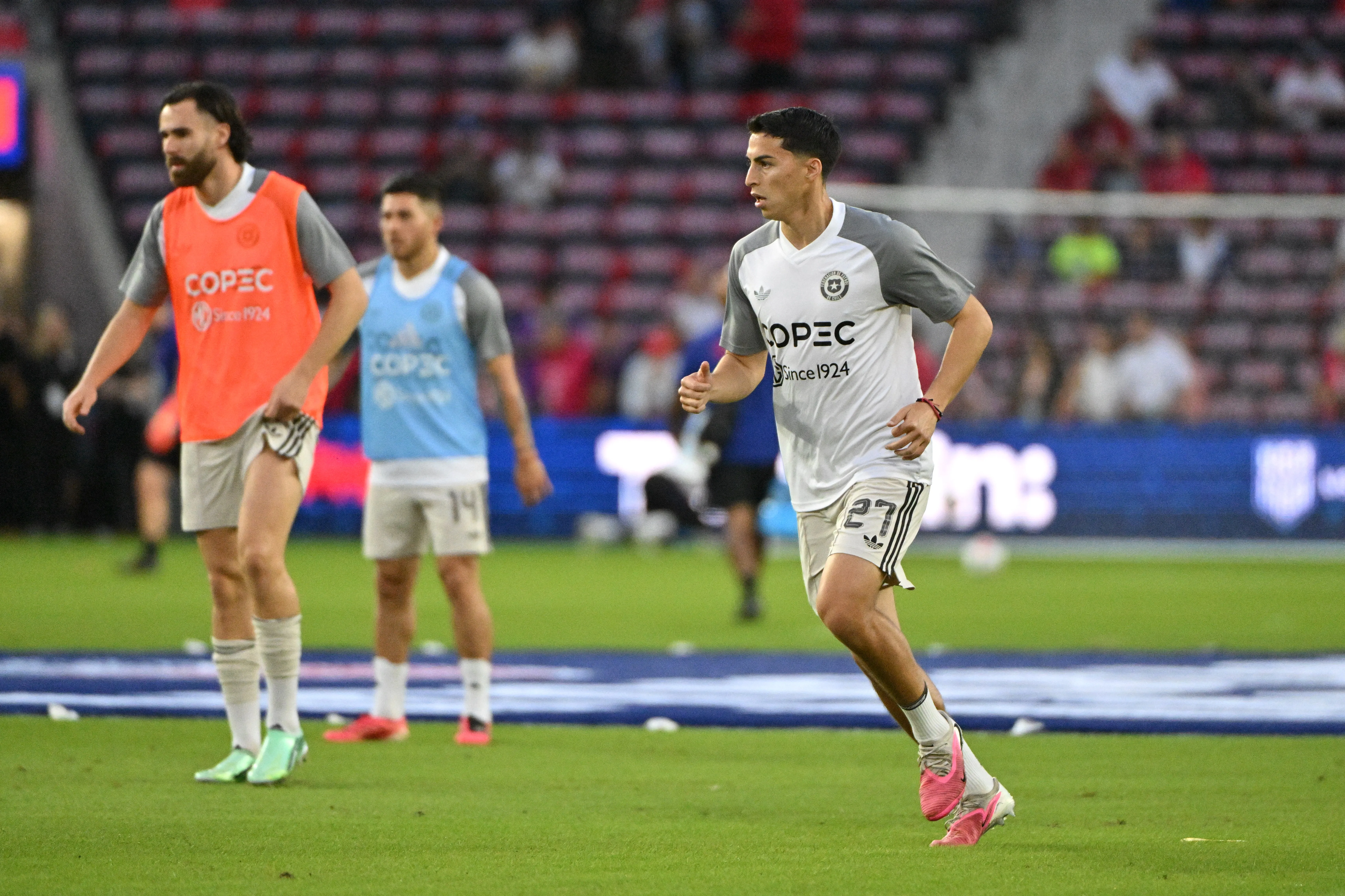 Jonathan Villagra se mantiene en el once titular de cara al amistoso ante México.