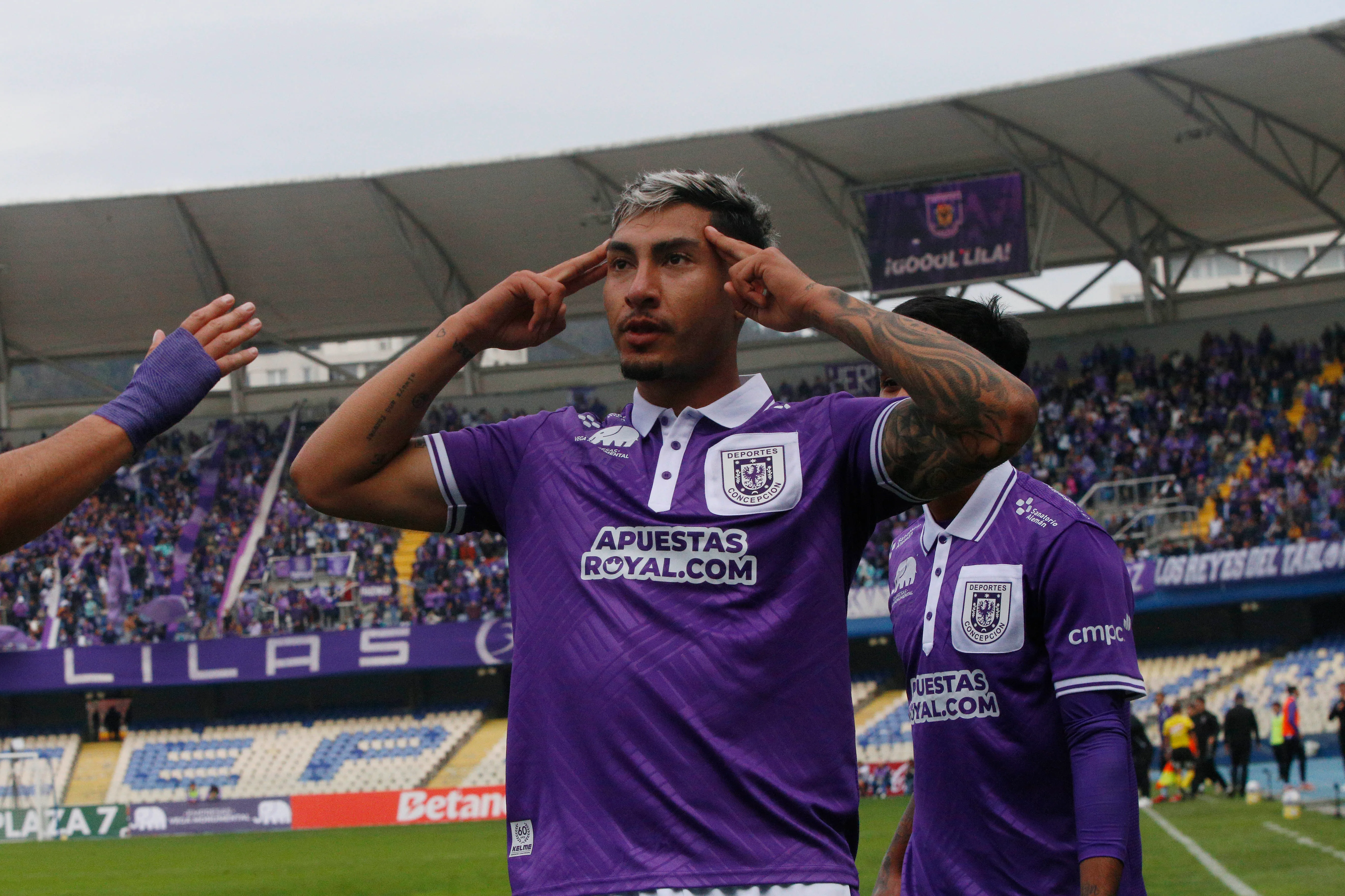 Arturo Sanhueza le deja consejo a Ethan Espinoza y apuesta por su regreso a Colo Colo.