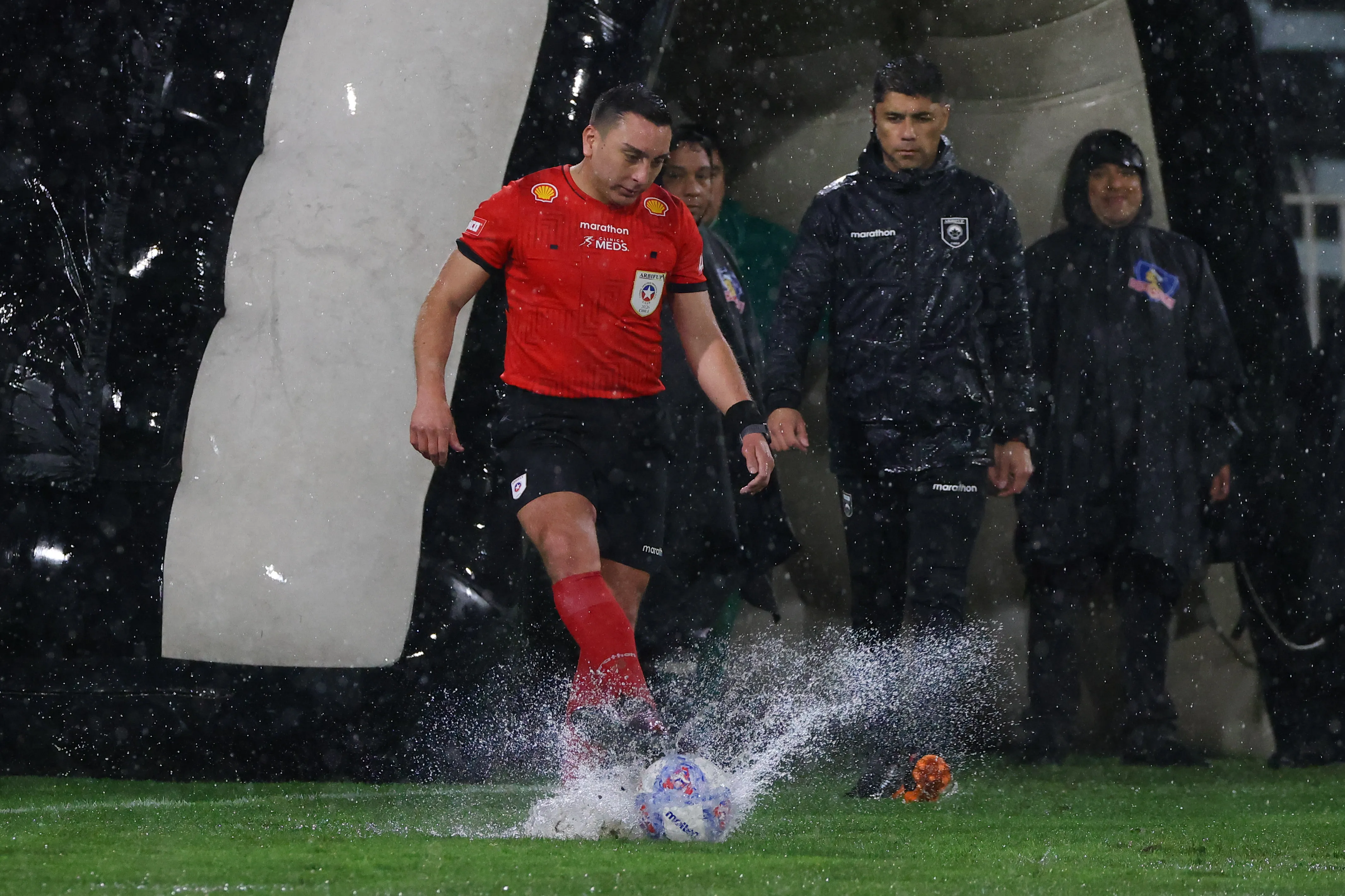 Francisco Soriano suspende Colo Colo vs Puerto Montt por Copa Chile.Imagen: Luis Quinteros/Photosport