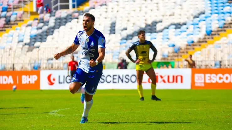 Con implícito guiño a Colo Colo: jugador de Antofagasta ningunea a la U previo a la Copa Chile
