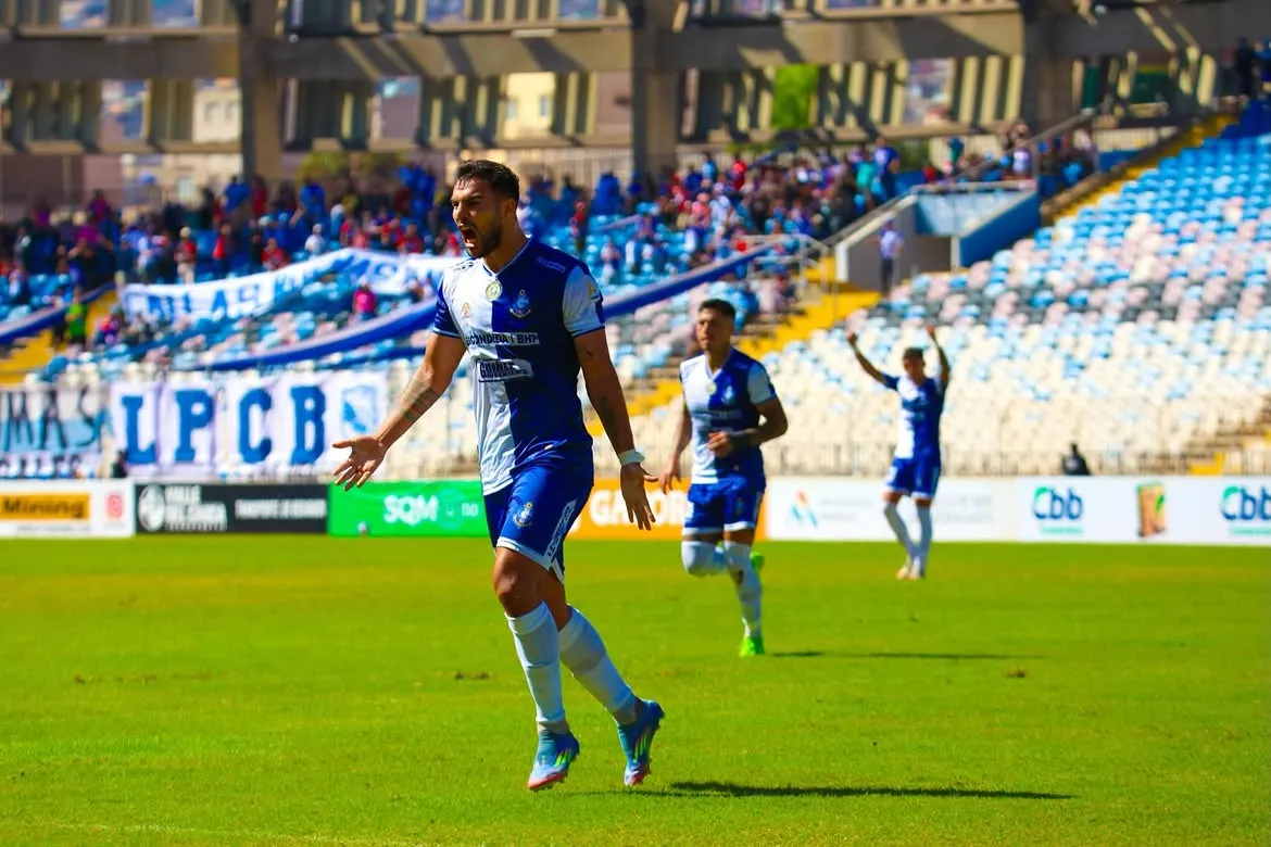 Josepablo Monreal ningunea a la U con guiño a Colo Colo.Imagen: Miguel Zamora
