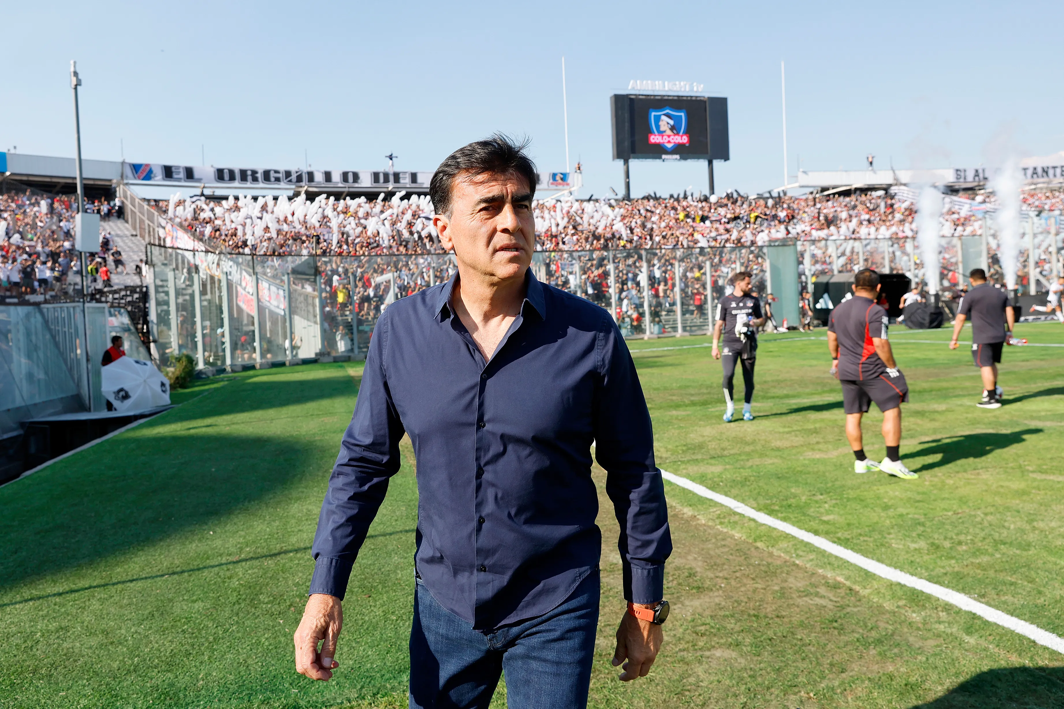 Gustavo Quinteros se convierte en opción para La Roja.Imagen: Pepe Alvujar/Photosport