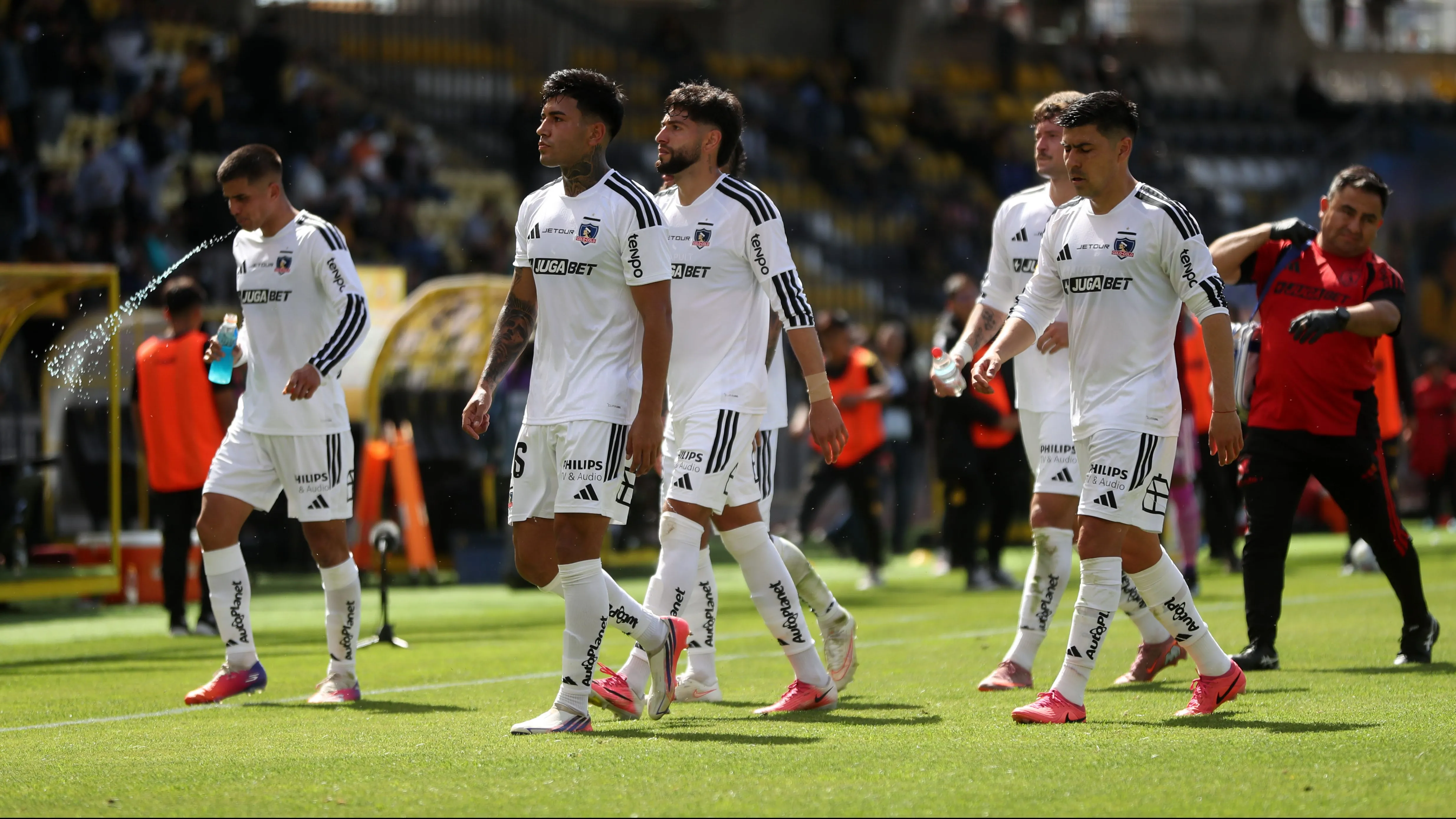 Colo Colo tuvo de sus peores presentaciones en el año vs Coquimbo Unido.