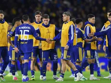 Hinchas de Boca arremeten contra Palacios y Alarcón tras caída ante Vasco