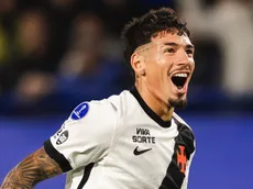 Hinchas de Vasco da Gama se rinden ante Alan Saldivia tras su partidazo ante Boca