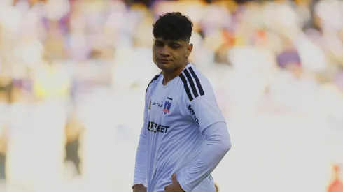 Claudio Aquino tiene los días contados en Colo Colo.
