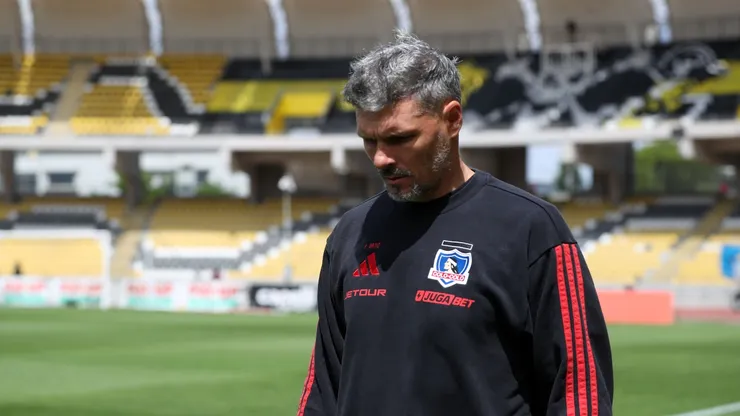 Fernando Ortiz no tiene oferta concreta para dejar Colo Colo, pero advierten posible salida
