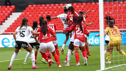 Tabla: Colo Colo Femenino pende de un hilo en Copa Libertadores