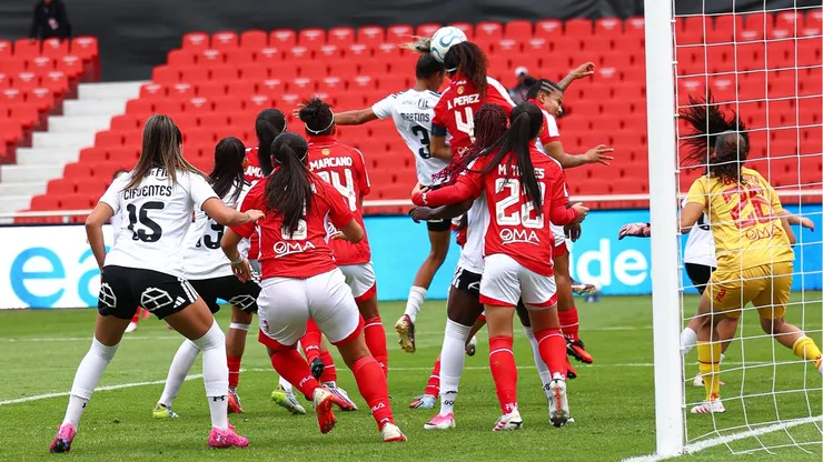 Tabla: Colo Colo Femenino pende de un hilo en Copa Libertadores