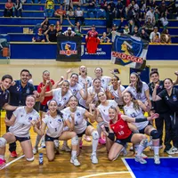Colo Colo Vóley vence a U. de Concepción y sigue con campaña perfecta
