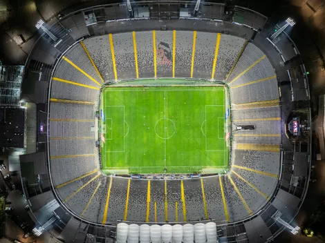 En Colo Colo trabajan duro para cuidar la cancha de la Ruca
