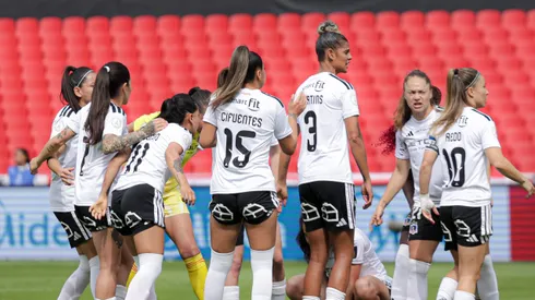 ¿A qué hora juega Colo Colo femenino vs Caracas y qué canal transmite?