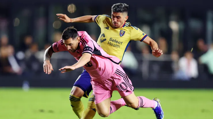 Pablo Ruiz recuerda su frustrado fichaje en Colo Colo con palito a Blanco y Negro.