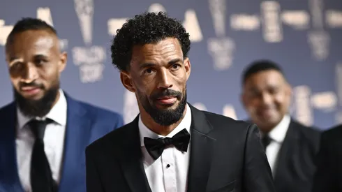 Vozinha volvió rápidamente a Chile tras el Balón de Oro.