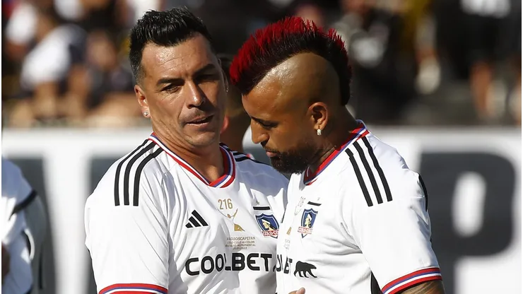 Esteban Paredes dispara contra Blanco y Negro por el futuro de Arturo Vidal en Colo Colo.