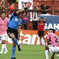 El duro castigo que recibió jugador de Palestino tras lesionar a Hernández