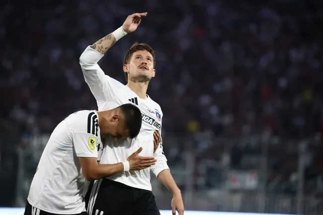 Colo Colo golea y empieza a mirar el título 35. Imagen: Dragomir Yankovic/Photosport
