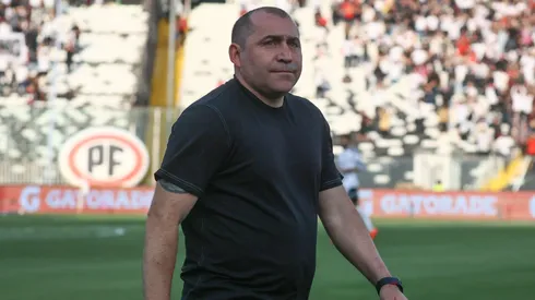 DT de U. de Conce se saca el sombrero ante Colo Colo tras la goleada.