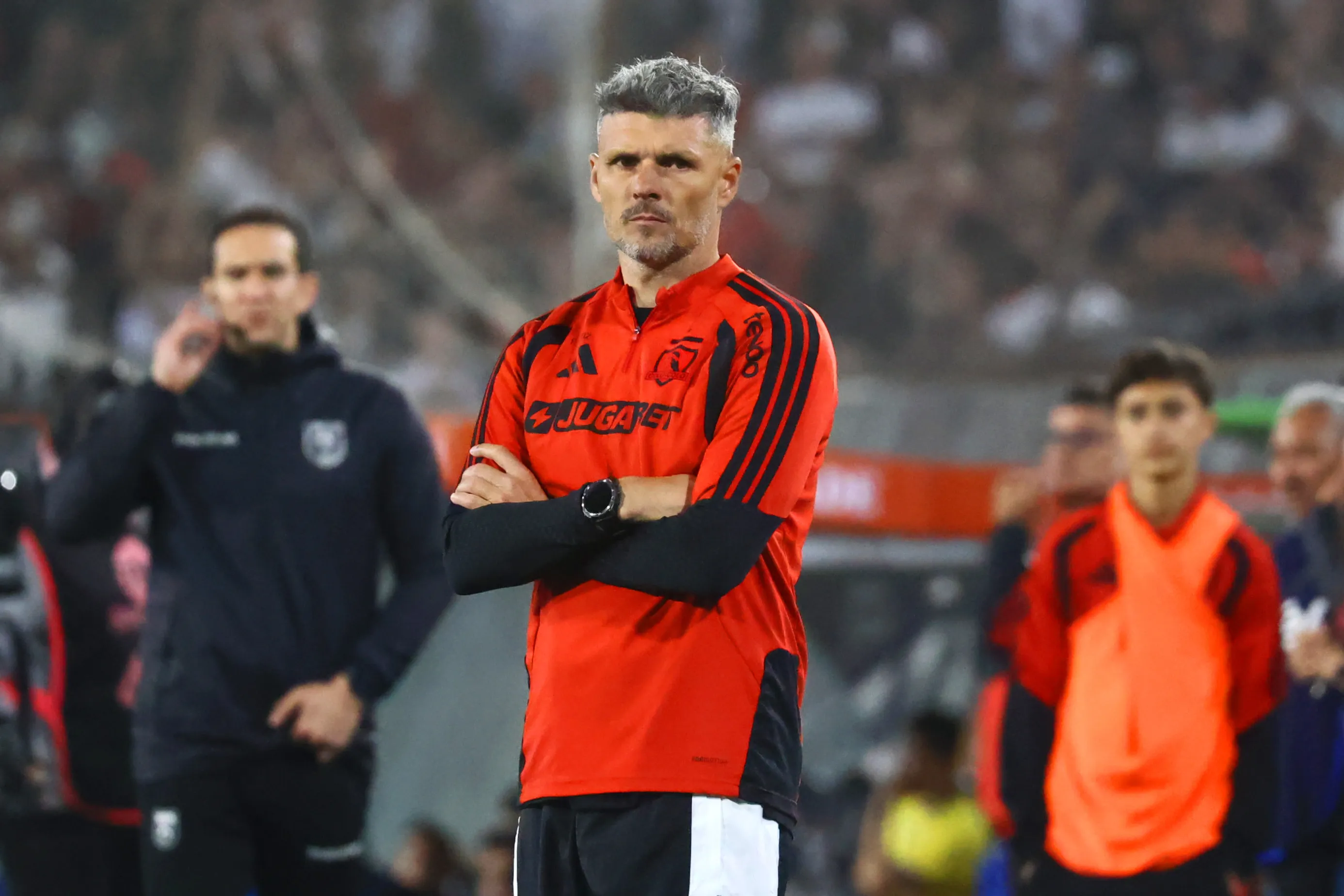Fernando Ortiz y la ansiedad del hincha por lograr el título. Imagen: Dragomir Yankovic/Photosport